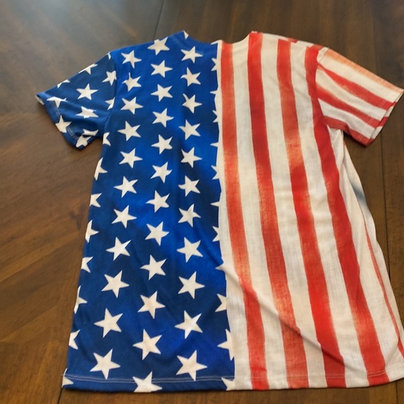 Fauxreal size men small USA tux shirt - Picture 3 of 3